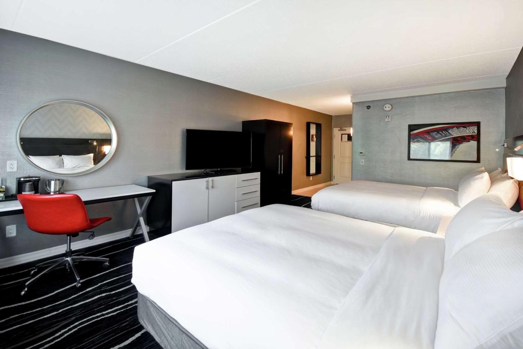 Queen Room Two Queen Beds
